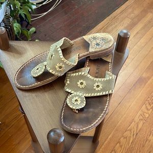 Gold canvas Jack Rogers sandals, sz 7.5